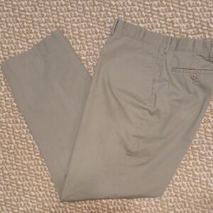 Classic Men's Gray Chinos
